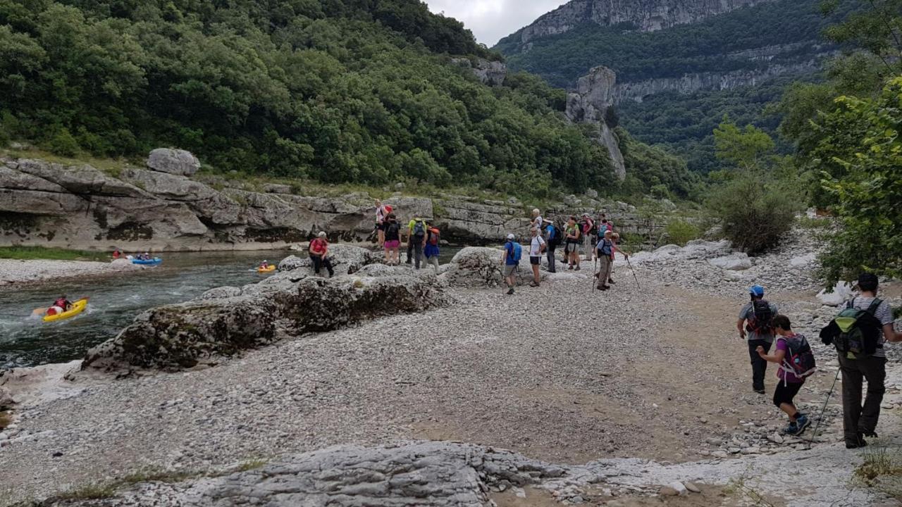 Gites Du Combeau Saint-Maurice-dʼIbie Exterior foto